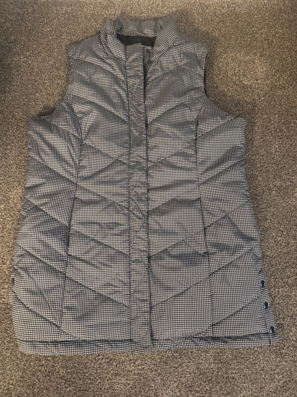 Christopher & Banks Black and White Quilted Sleeveless Vest